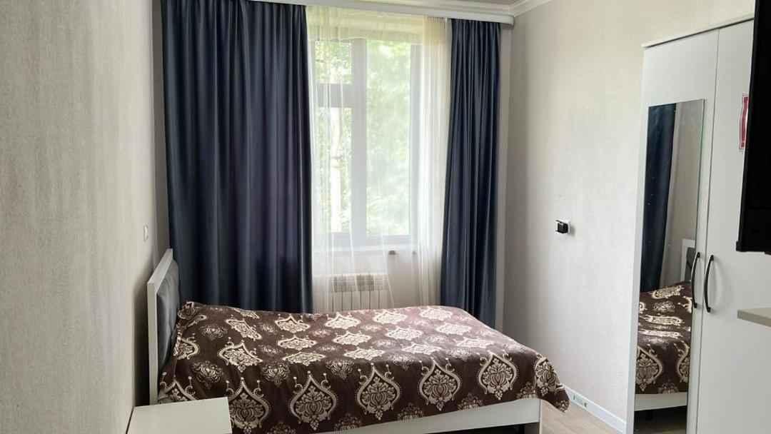 Hotel T Бишкек Екстериор снимка